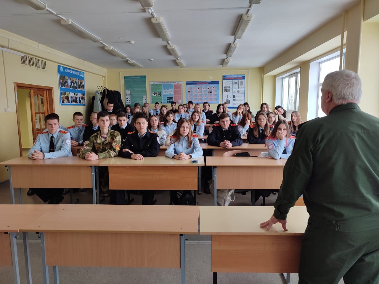 Урок Мужества в Кадетском учебном центре Росгвардии